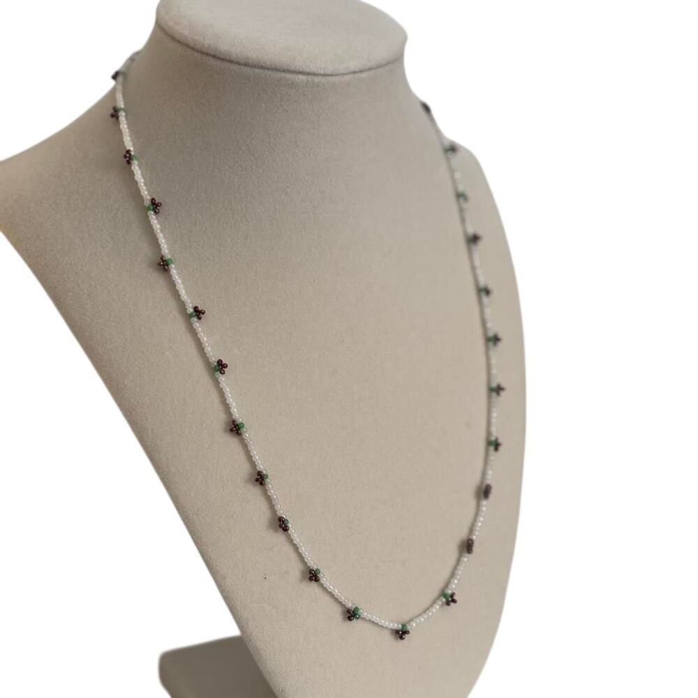 Handmade White & Burgundy Beaded Necklace Minimal Floral Seed Bead Jewelry - Picture 3 of 4